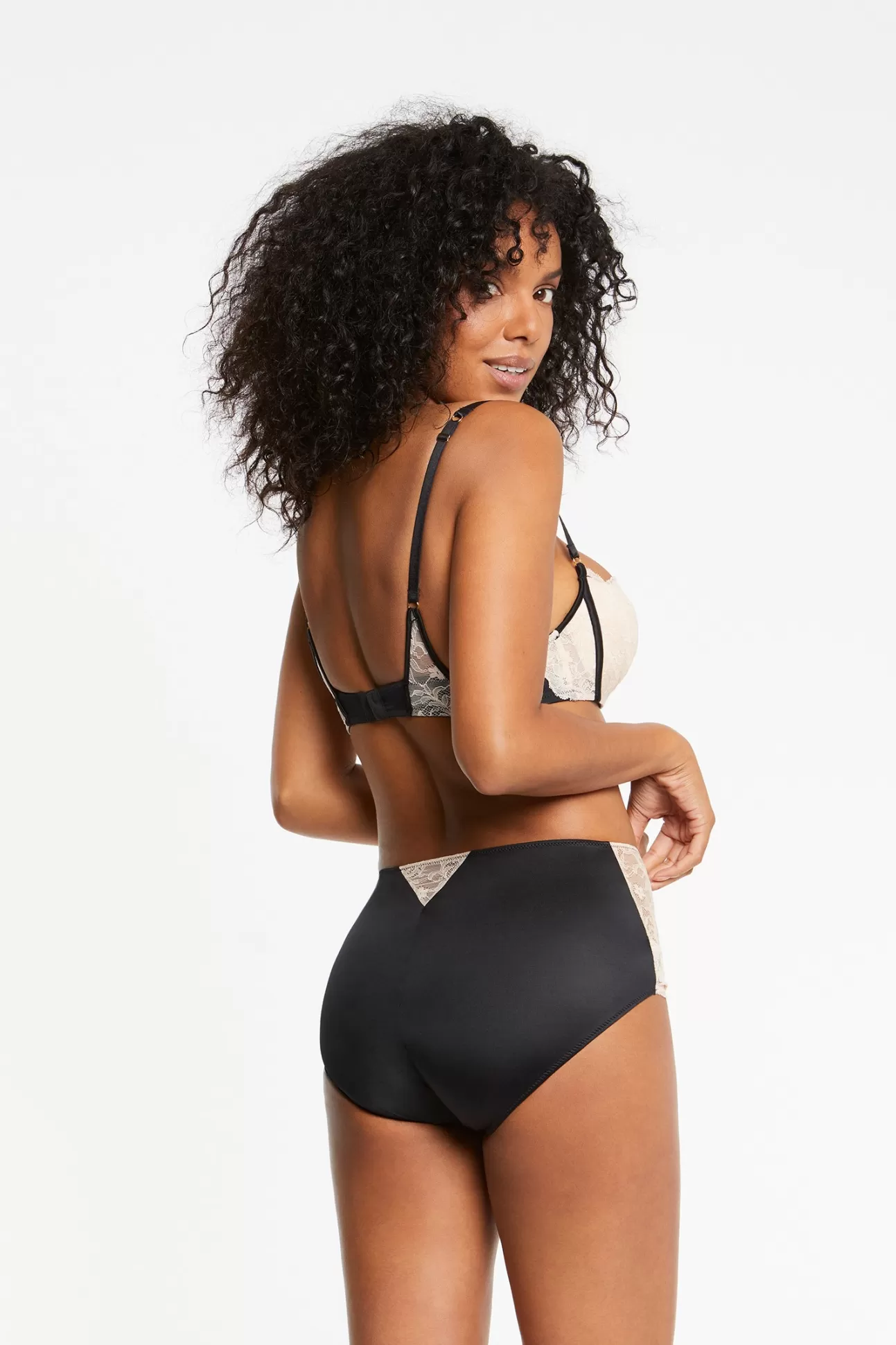 Maison Lejaby Culotte Taille Haute*Culotte Taille Haute En Dentelle Lys Et E Noir