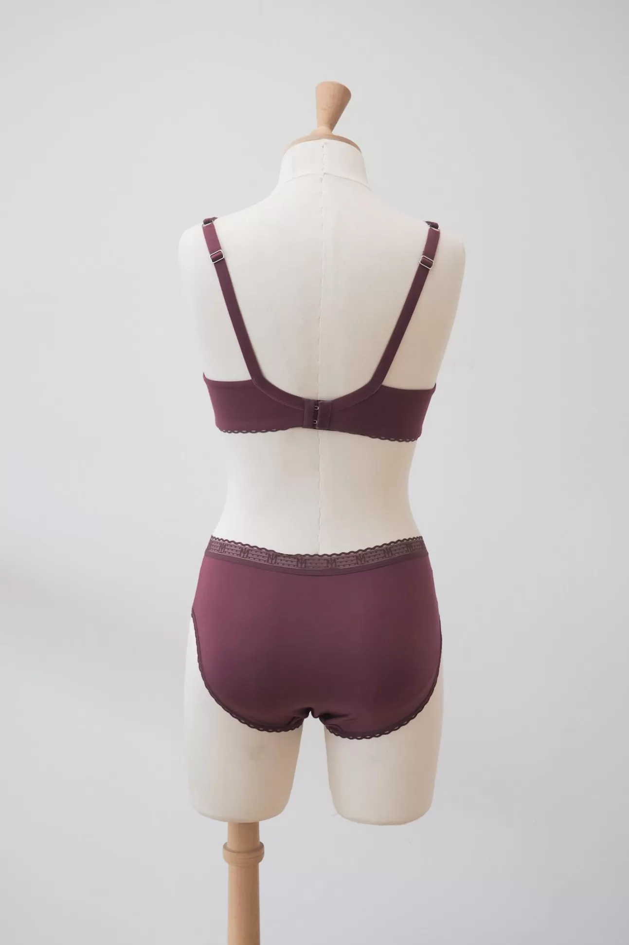 Maison Lejaby La Petite Lejaby*Soutien-Gorge Armatur Grande Taille Bordeaux Issu De Fibres V G Tales Burgundy