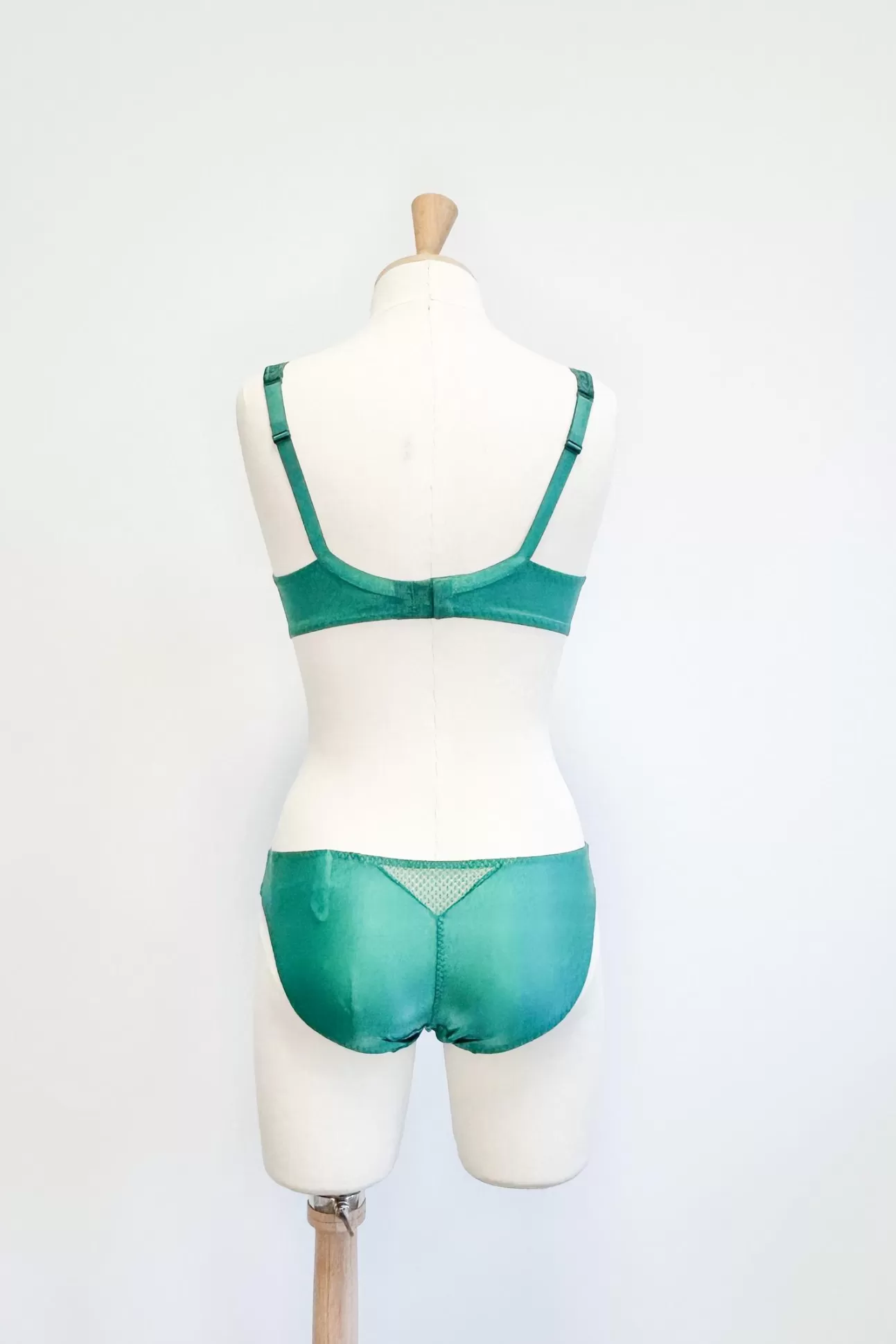 Maison Lejaby Gaby*Soutien-Gorge Armatur Grande Taille En Dentelle De Calais Vert Pin