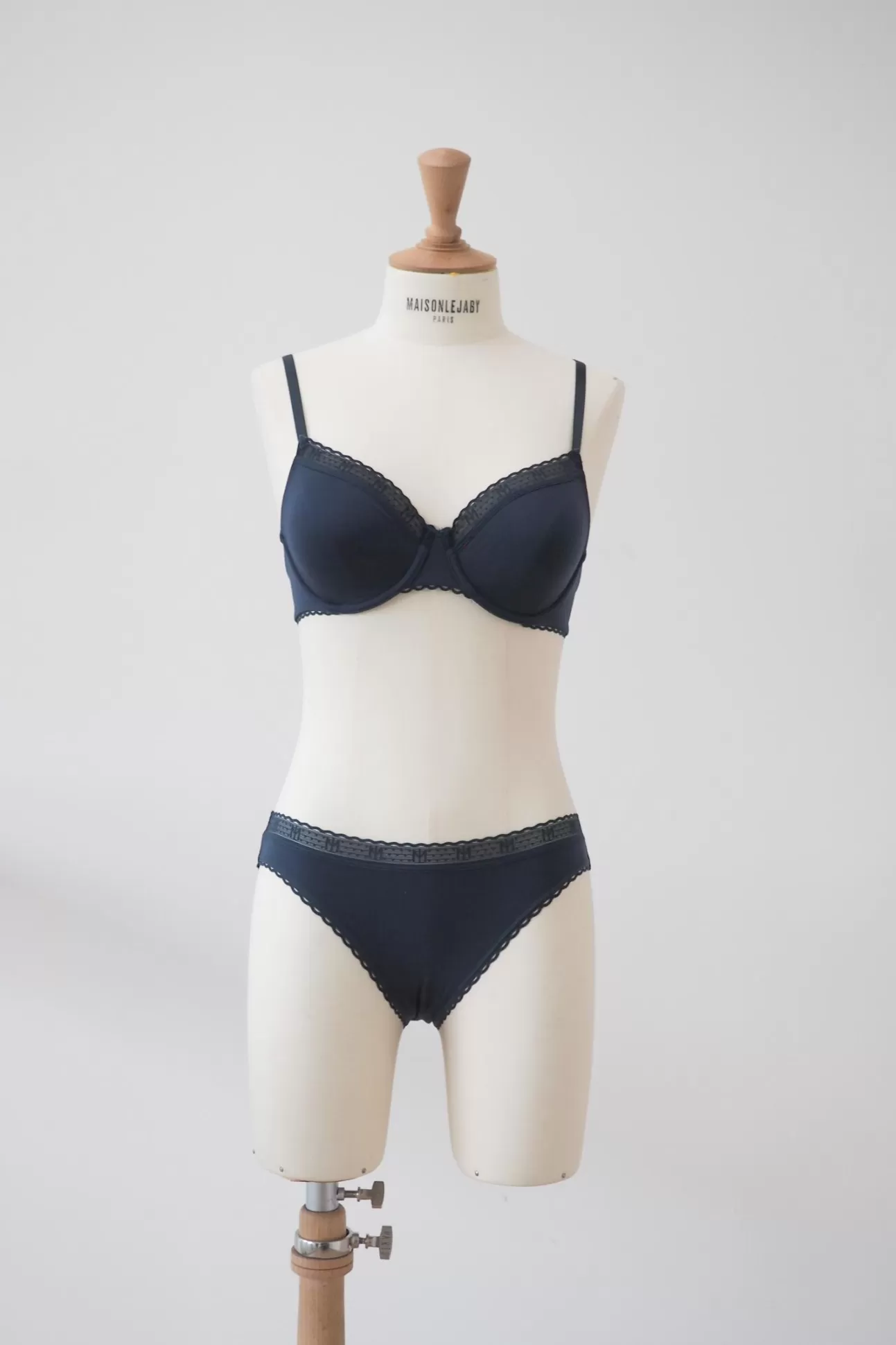 Maison Lejaby La Petite Lejaby*Soutien-Gorge Avec Armatures Bleu Nuit Issu De Fibres V G Tales Nuit Bleue