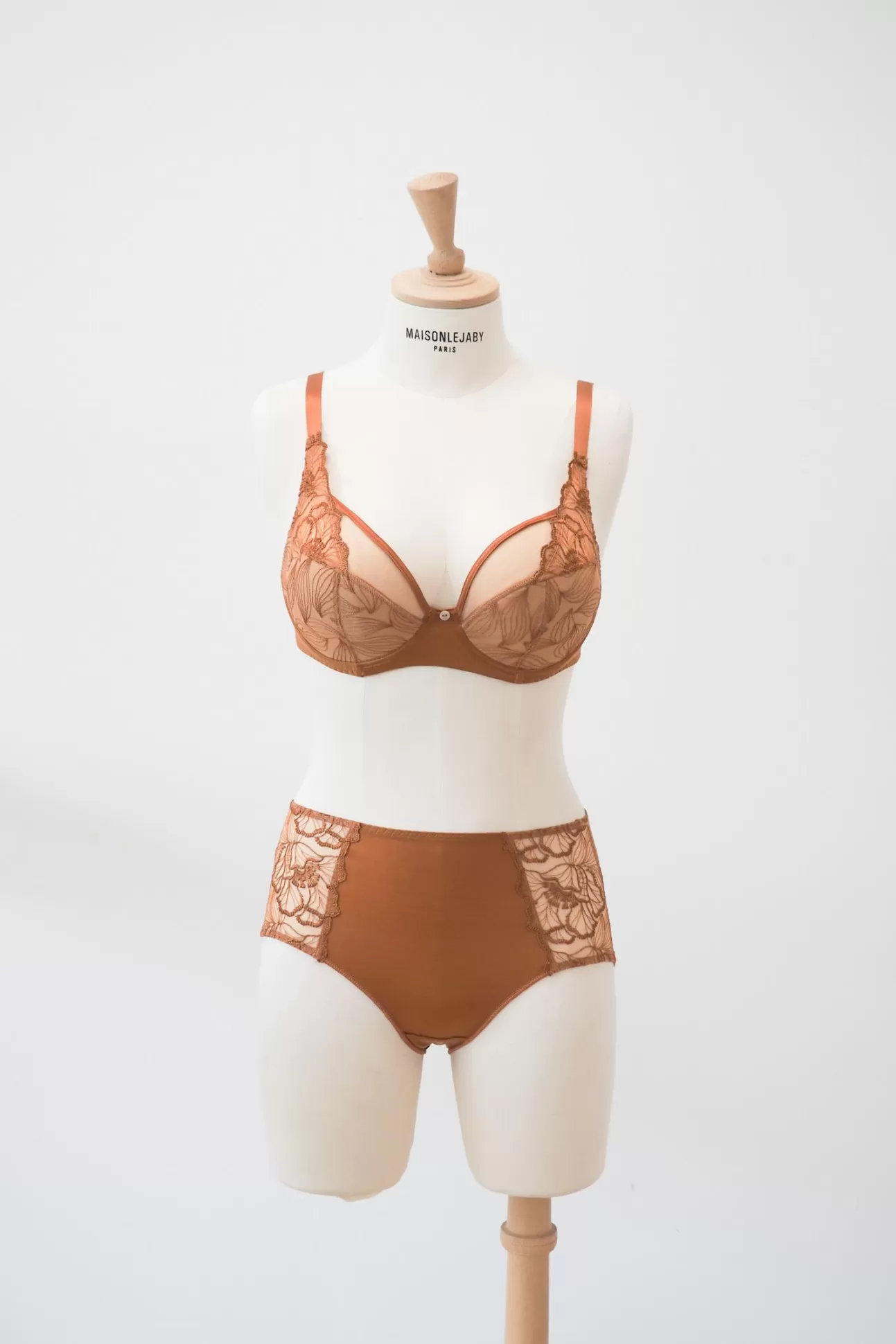 Maison Lejaby Flora*Soutien-Gorge Balconnet En Broderie Suisse Ocre Sienne