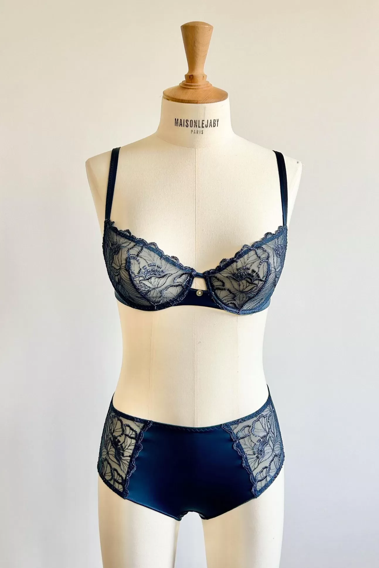 Maison Lejaby Flora*Soutien-Gorge Corbeille En Broderie Suissebleu Bleu Stone