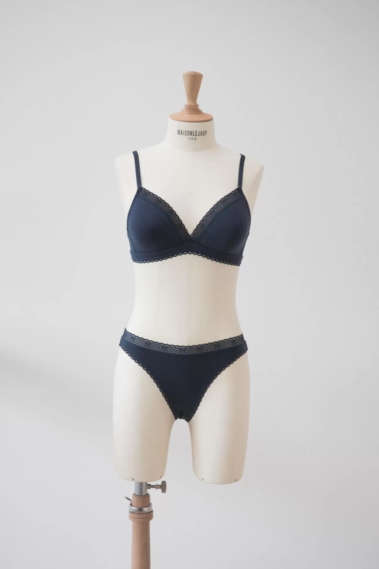 Maison Lejaby La Petite Lejaby*Soutien-Gorge Triangle Sans Armatures Bleu Nuit Issu De Fibres V G Tales Nuit Bleue